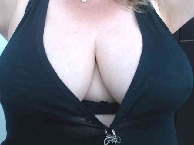 sweetsalo webcam