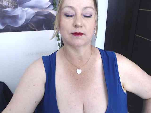 sweetsalo webcam