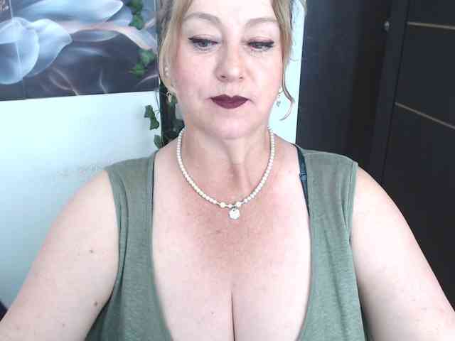 sweetsalo webcam