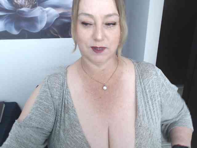 sweetsalo webcam