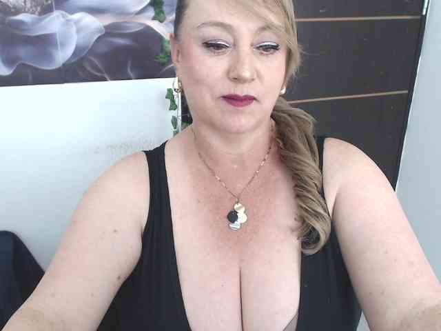 sweetsalo webcam