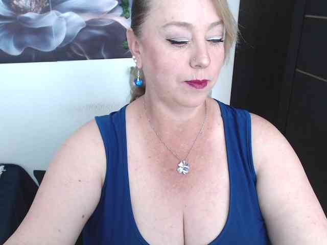 sweetsalo webcam