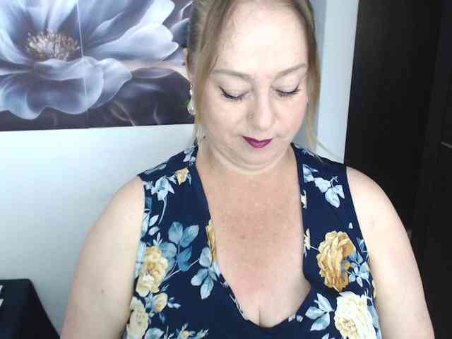sweetsalo webcam