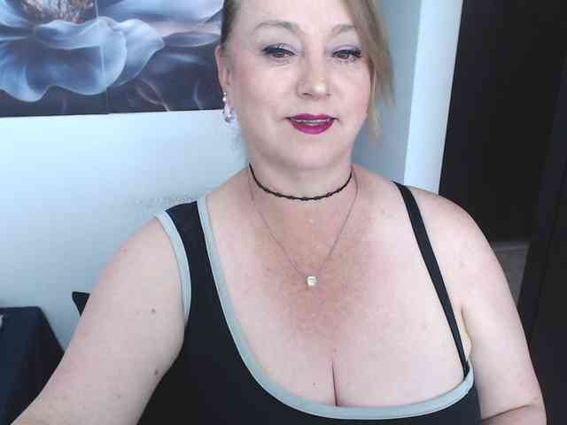 sweetsalo webcam