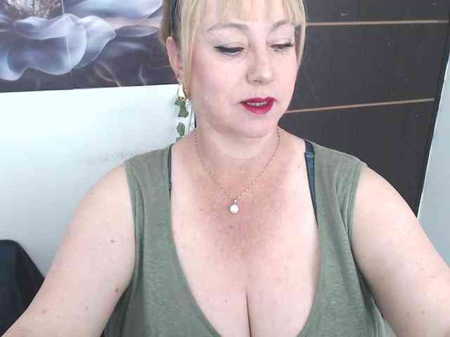 sweetsalo webcam