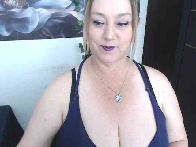 sweetsalo webcam