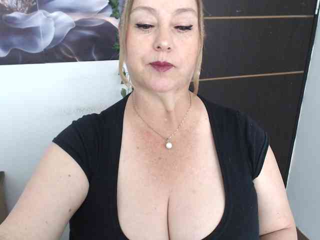 sweetsalo webcam