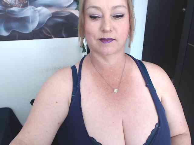 sweetsalo webcam