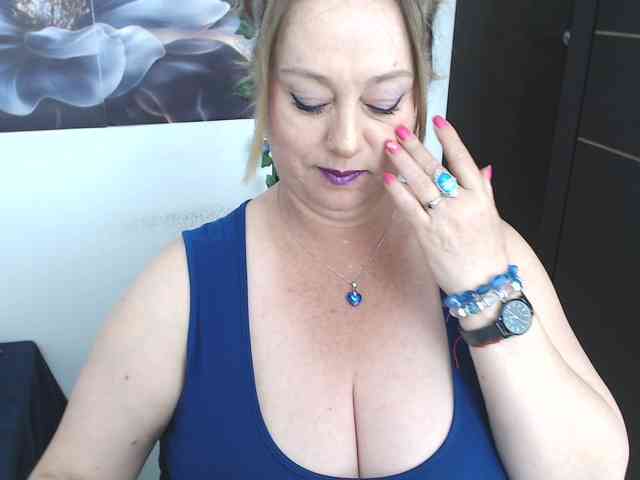sweetsalo webcam