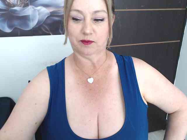 sweetsalo webcam
