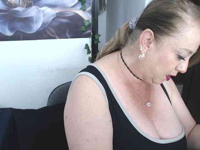 sweetsalo webcam
