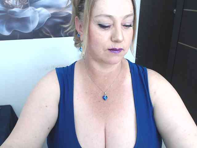 sweetsalo webcam