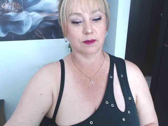 sweetsalo webcam