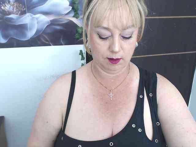sweetsalo webcam
