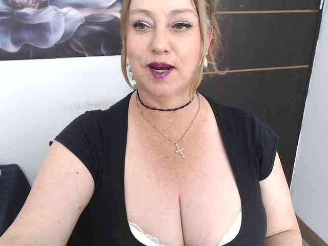 sweetsalo webcam