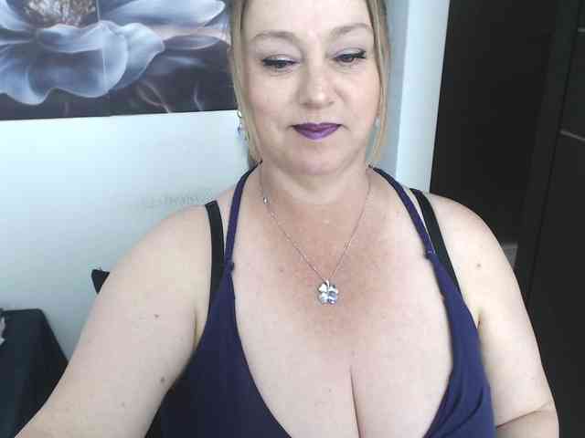 sweetsalo webcam