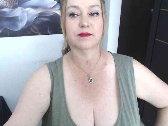 sweetsalo webcam