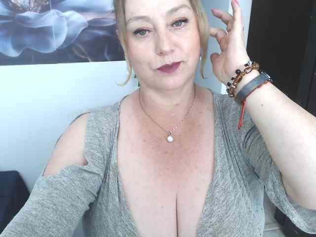 sweetsalo webcam