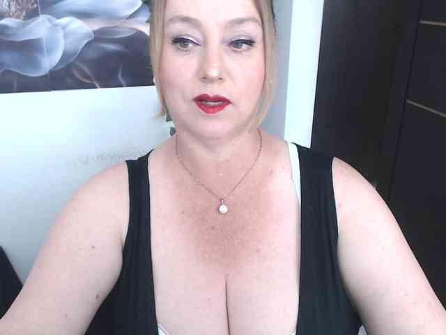 sweetsalo webcam