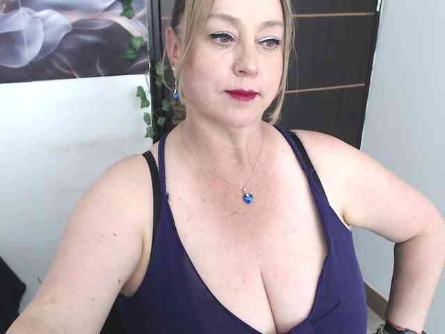 sweetsalo webcam