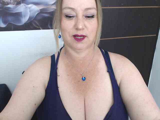 sweetsalo webcam