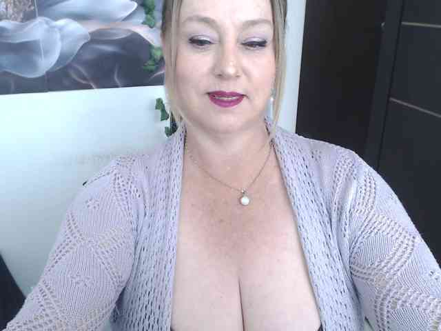 sweetsalo webcam
