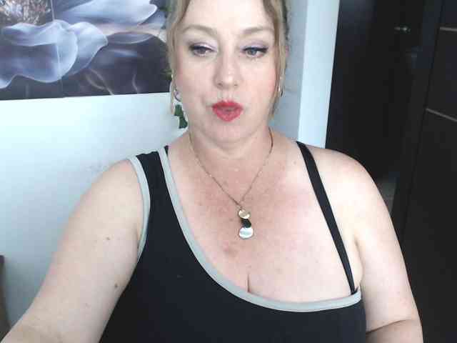 sweetsalo webcam