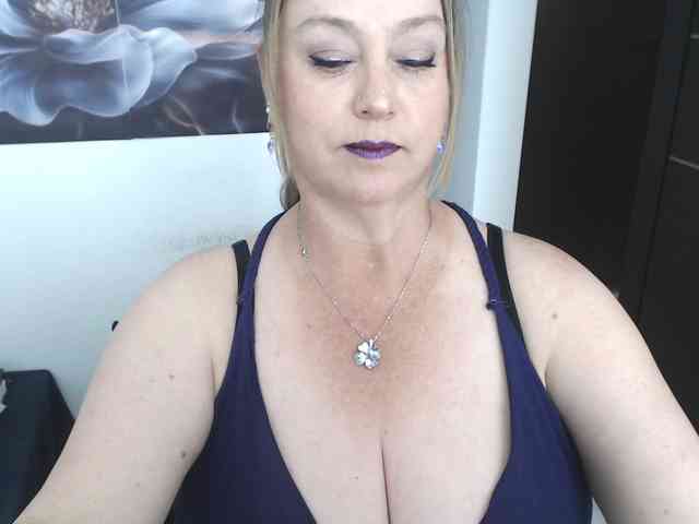 sweetsalo webcam