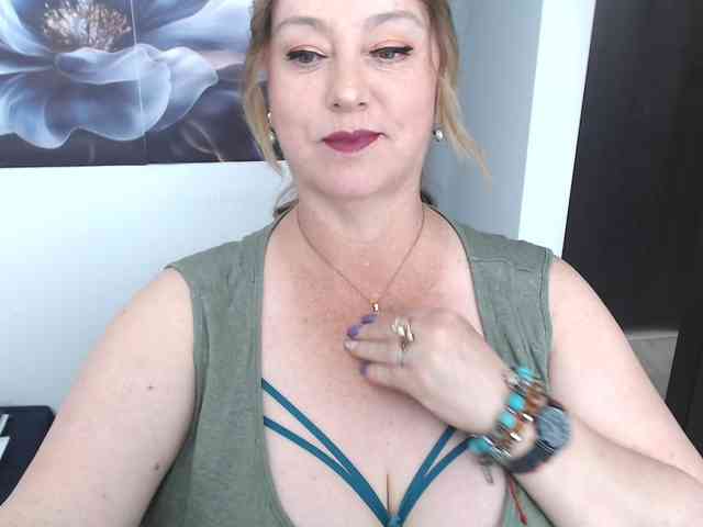 Modelo: sweetsalo