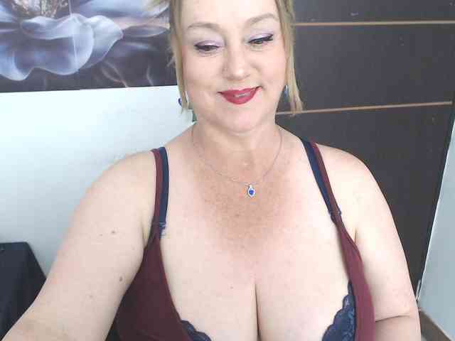 sweetsalo webcam