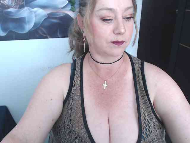 sweetsalo webcam