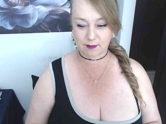 sweetsalo webcam