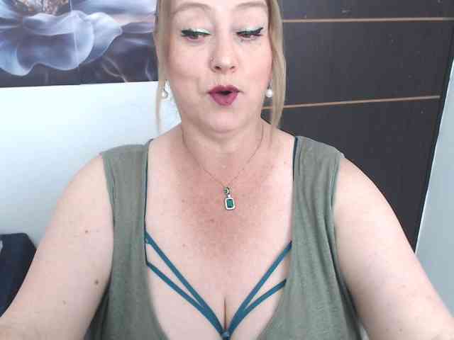 sweetsalo webcam