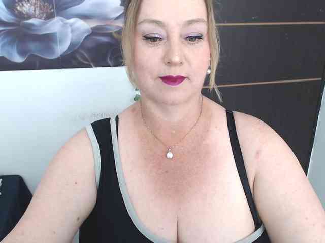 sweetsalo webcam