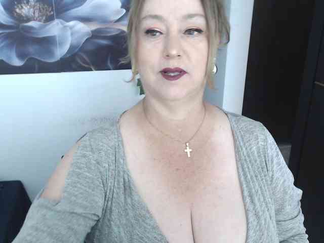 sweetsalo webcam