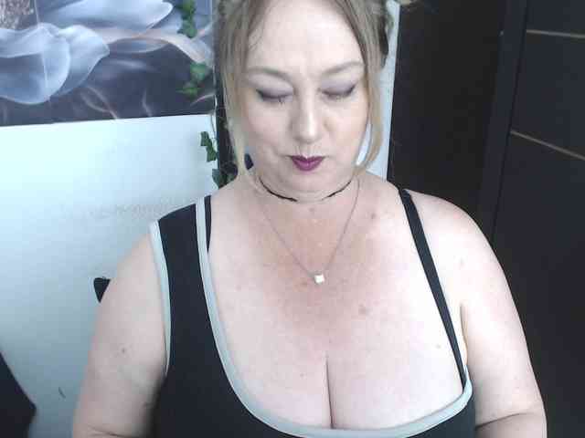 sweetsalo webcam