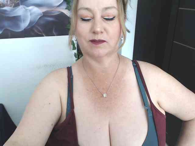 sweetsalo webcam