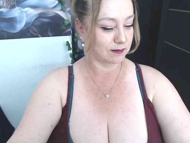 Modelo: sweetsalo