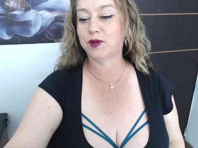 Modelo: sweetsalo
