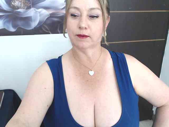 sweetsalo webcam