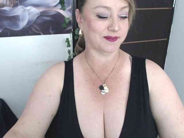 sweetsalo webcam