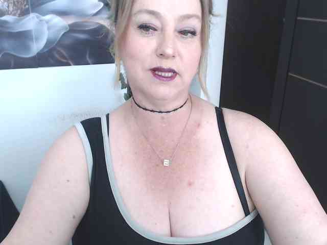sweetsalo webcam