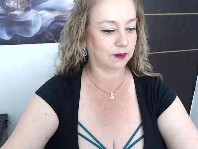 Modelo: sweetsalo
