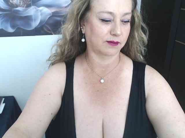 sweetsalo webcam