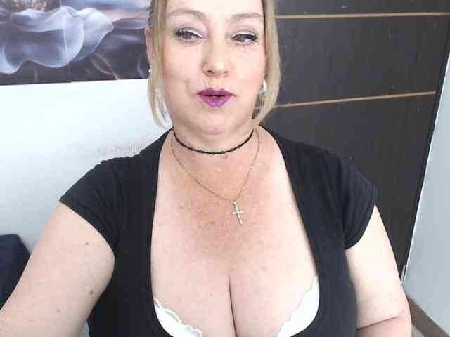 sweetsalo webcam
