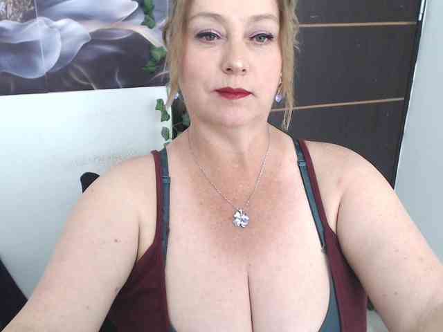 sweetsalo webcam