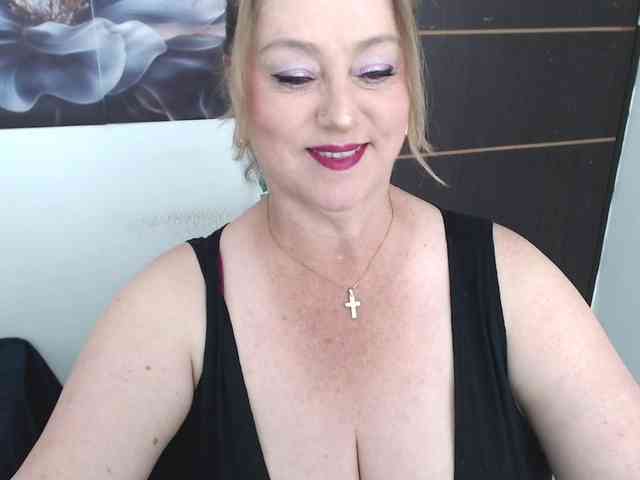 sweetsalo webcam