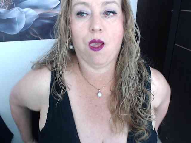 sweetsalo webcam