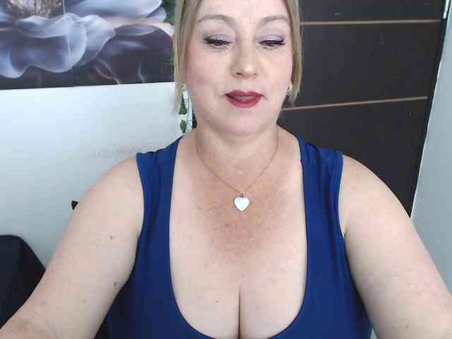 sweetsalo webcam