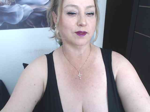 sweetsalo webcam